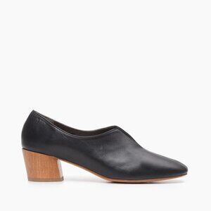 Coclico Chitsa Pump - Black - Size 38 - NIB New in Box